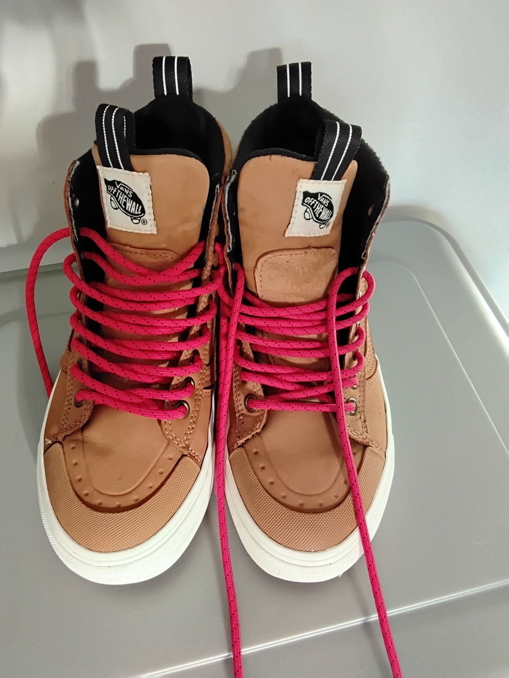 Vans Men's Tan High-Top Sneakers with Red Laces